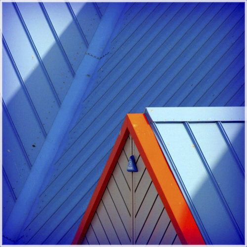 3 Rhyl - Iwan Roberts